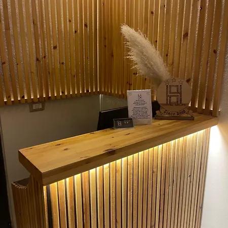 酒店 Selfo Dervisciani